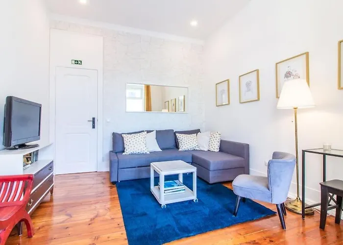 Downtown 7 Bedroom Apartment - Liberdade